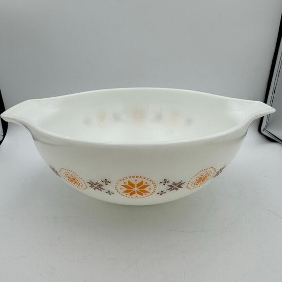 Vintage Pyrex 1963-67 Town & Country Cinderella 444 4qt Mixing Bowl Orange Brown - Picture 1 of 10